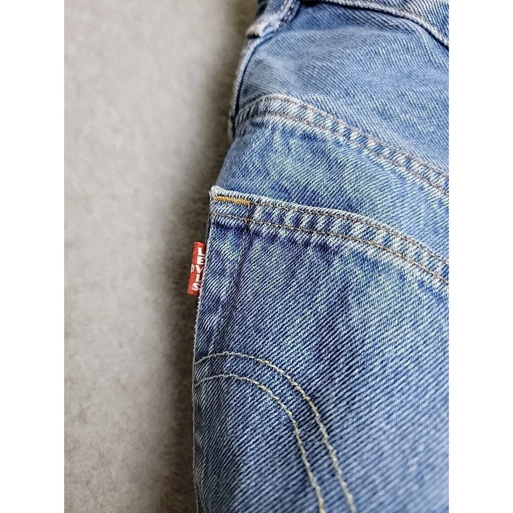 Levis 501 Jeans Womens 18P Short 40x24‎ Blue Button Fly Cotton Frayed Distressed